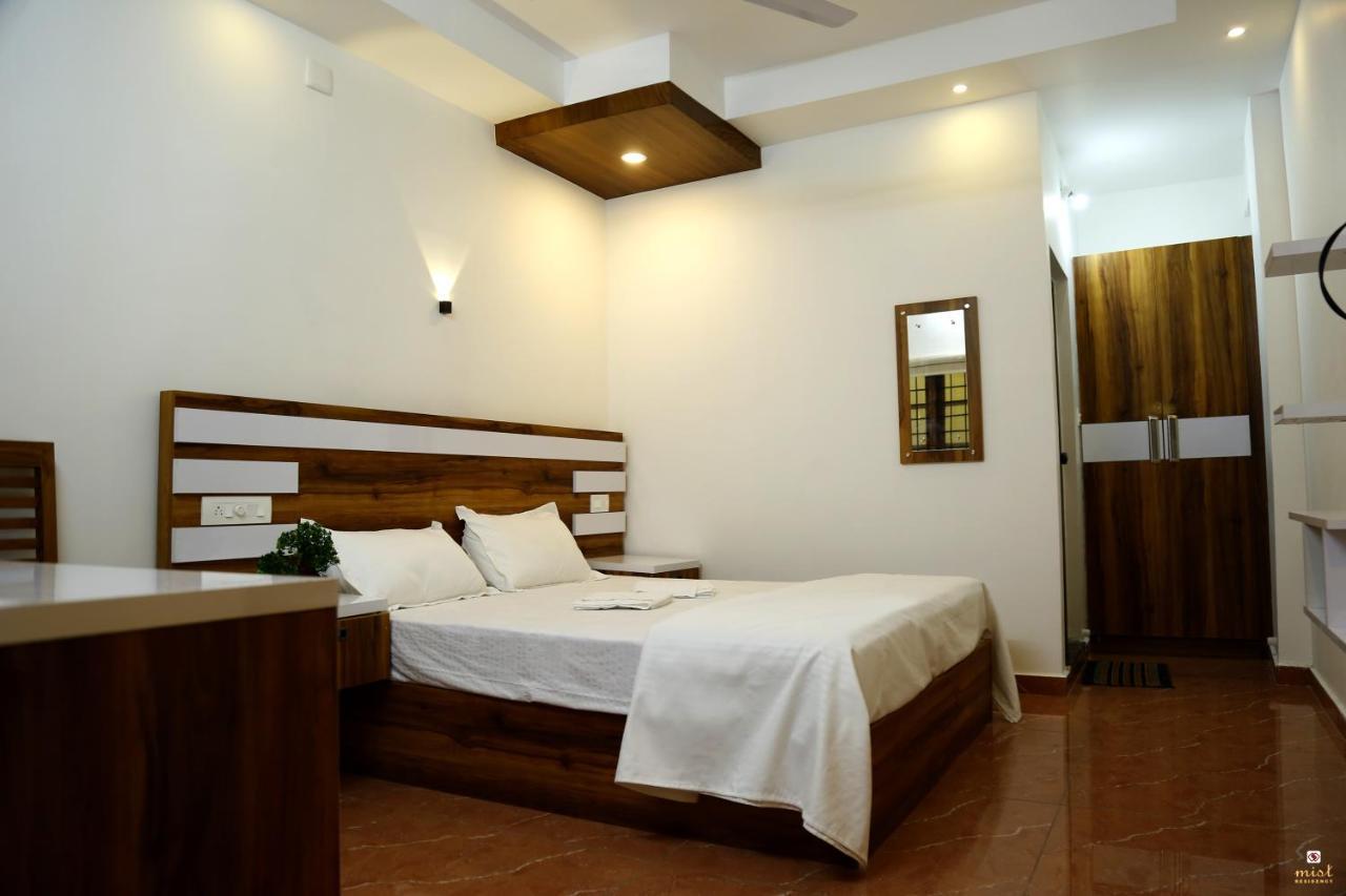 Hotel Mist Residency à Kattappana Extérieur photo